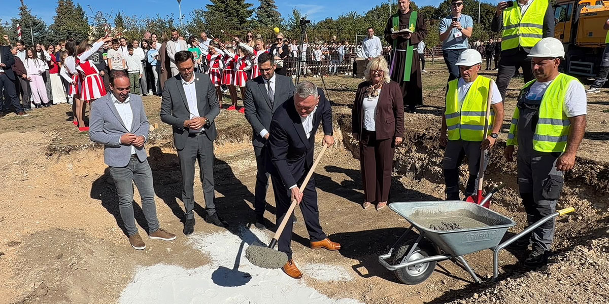 https://osimtg.ba/wp-content/uploads/2026/10/polaganje_kamena-nas.jpg